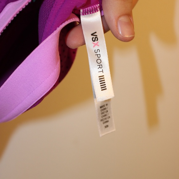 VSX Victoria's Secret Sports Bra 32D - Picture 5 of 5
